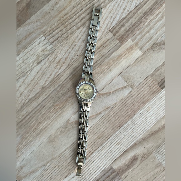 Elgin II Ladies Watch Crystals Gold Tone Purple Case and Gold Tone Dial - Picture 5 of 10